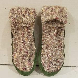 acorn ladies slippers